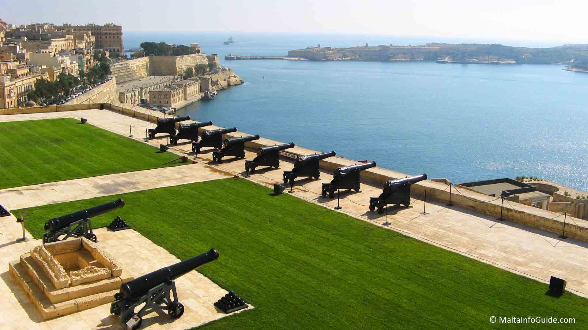 A view of the Grand Harbour from the Upper Barakka Gardens. A view of the Grand Harbour from the Upper Barakka Gardens.