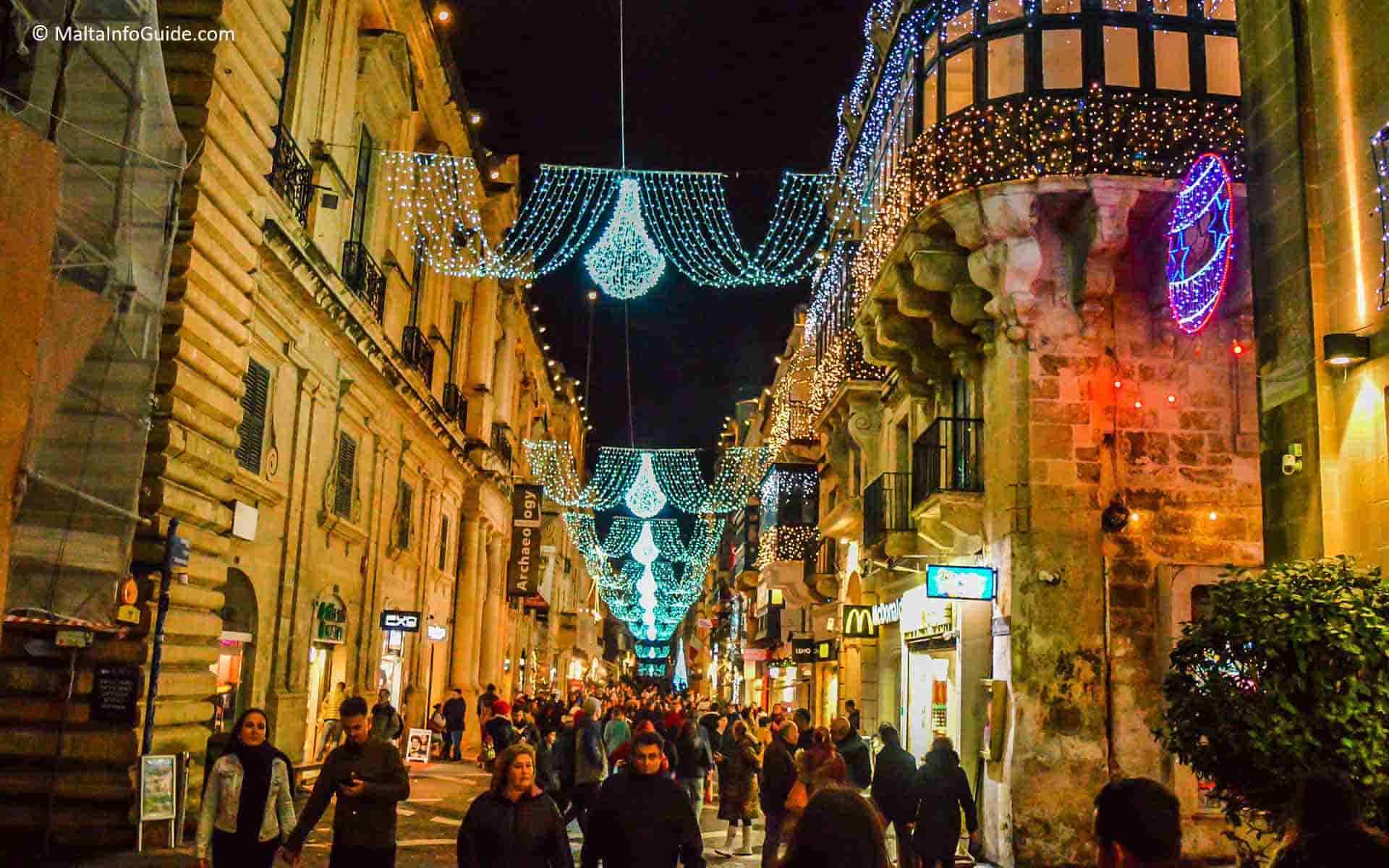 Capture you photos of Malta Christmas while on your holiday.