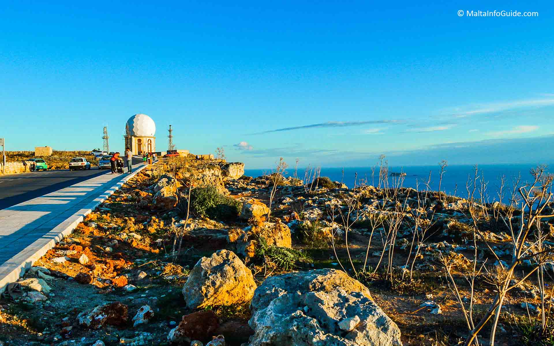 A passageway beside the Dingli Cliffs