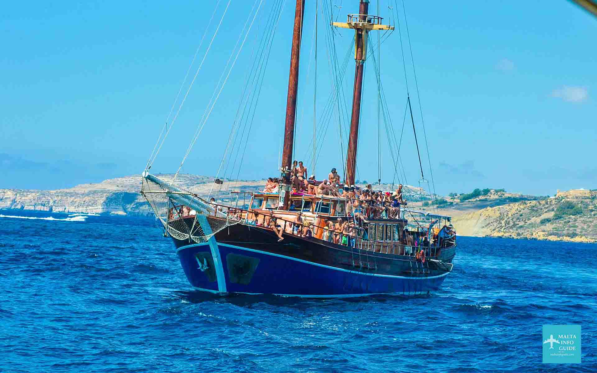 The Fernandes boat en-route to the island of Comino.