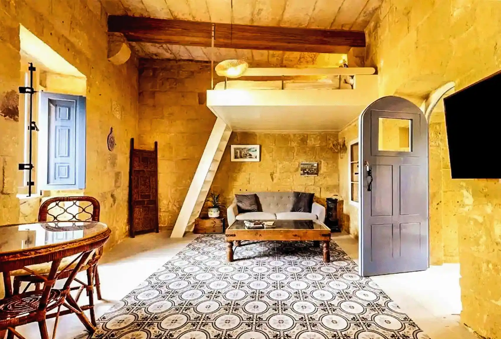 The Historic Hideaways offers a charming studio apartment at Victoria Gozo, Malta.