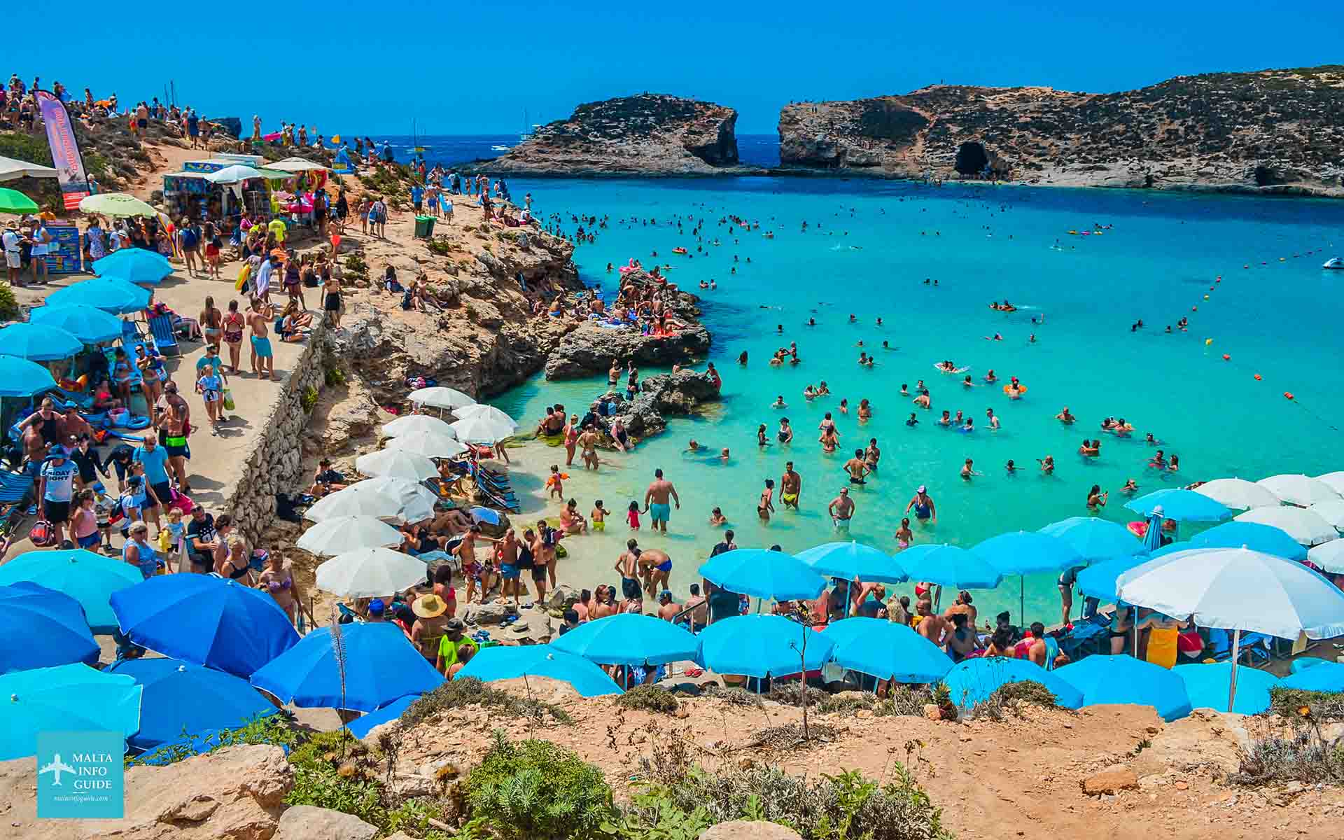 Réservez votre croisière aventure en mer Comino.