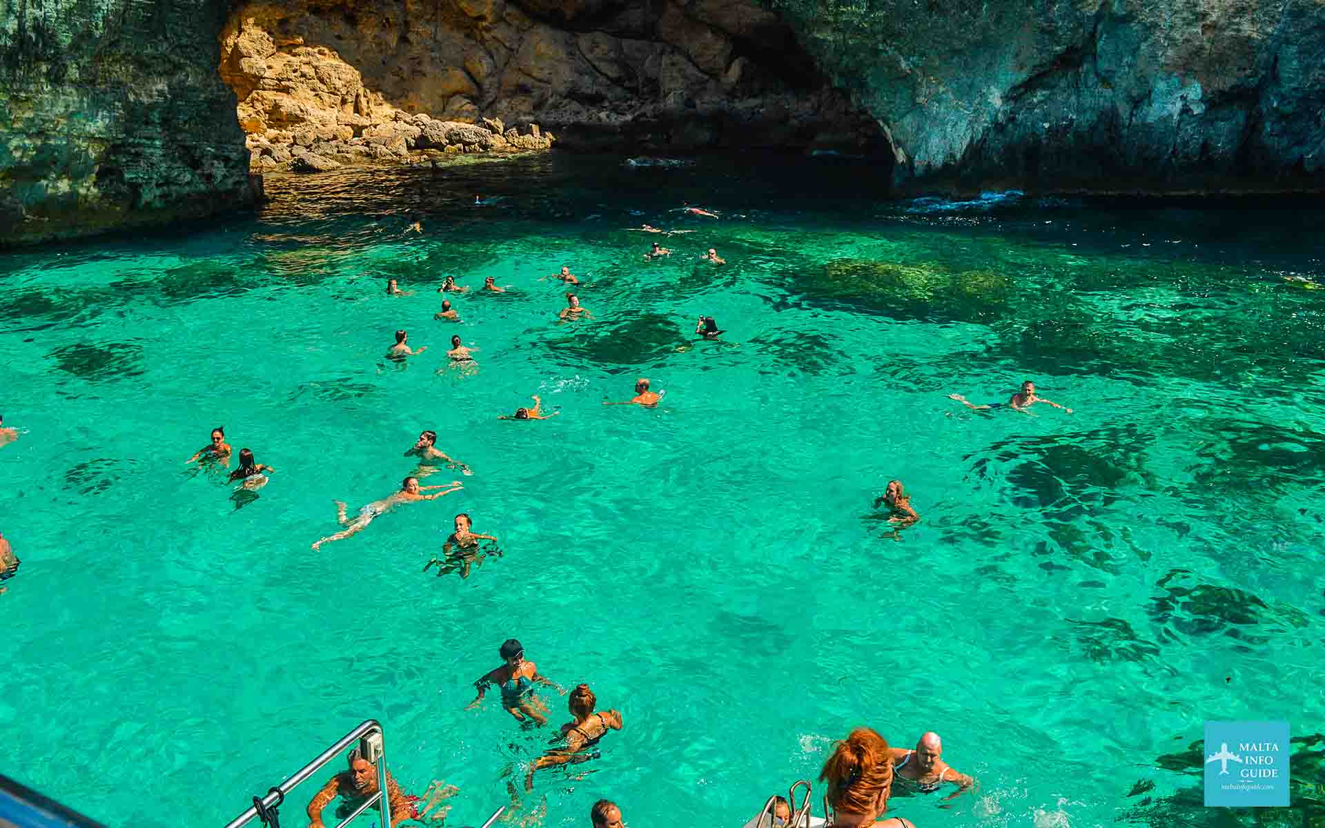 Kryształowa Laguna na wyspie Comino.