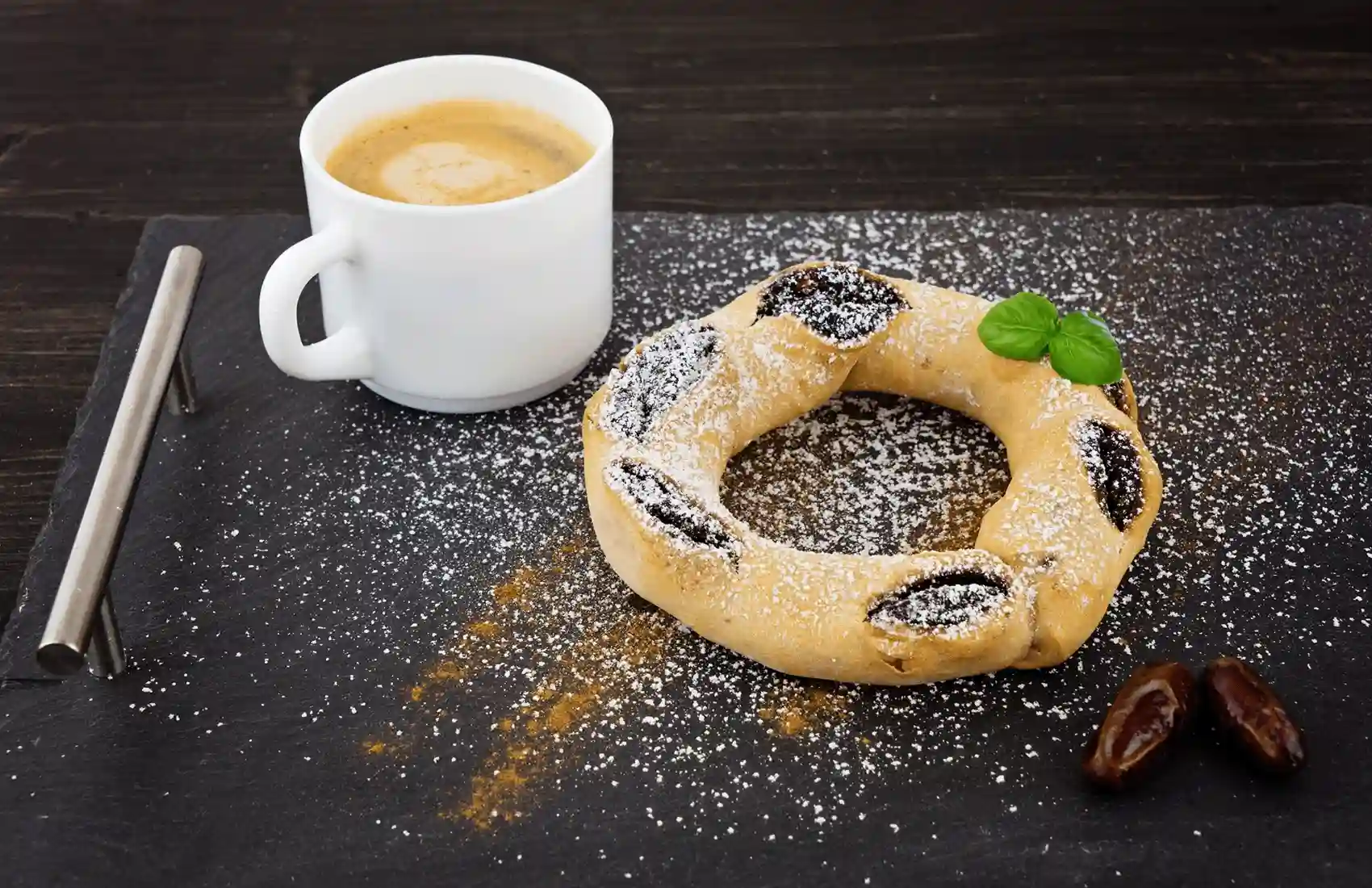 qaghaq-tal-ghasel-malta.webp qaghaq-tal-ghasel-malta.webp