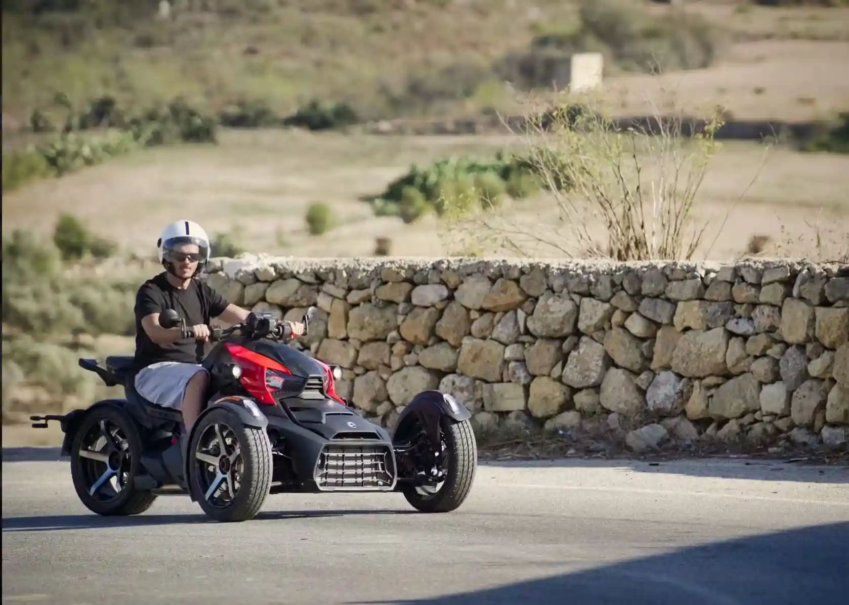 Roadster tour
