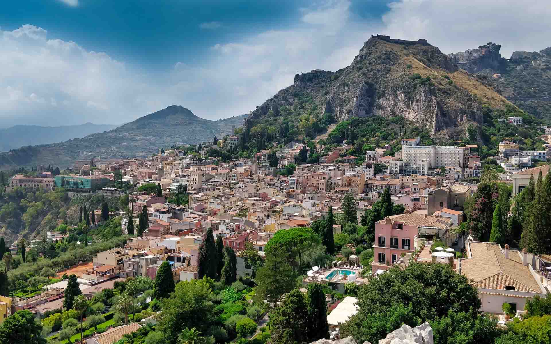 Taormina-Dorf in Sizilien.