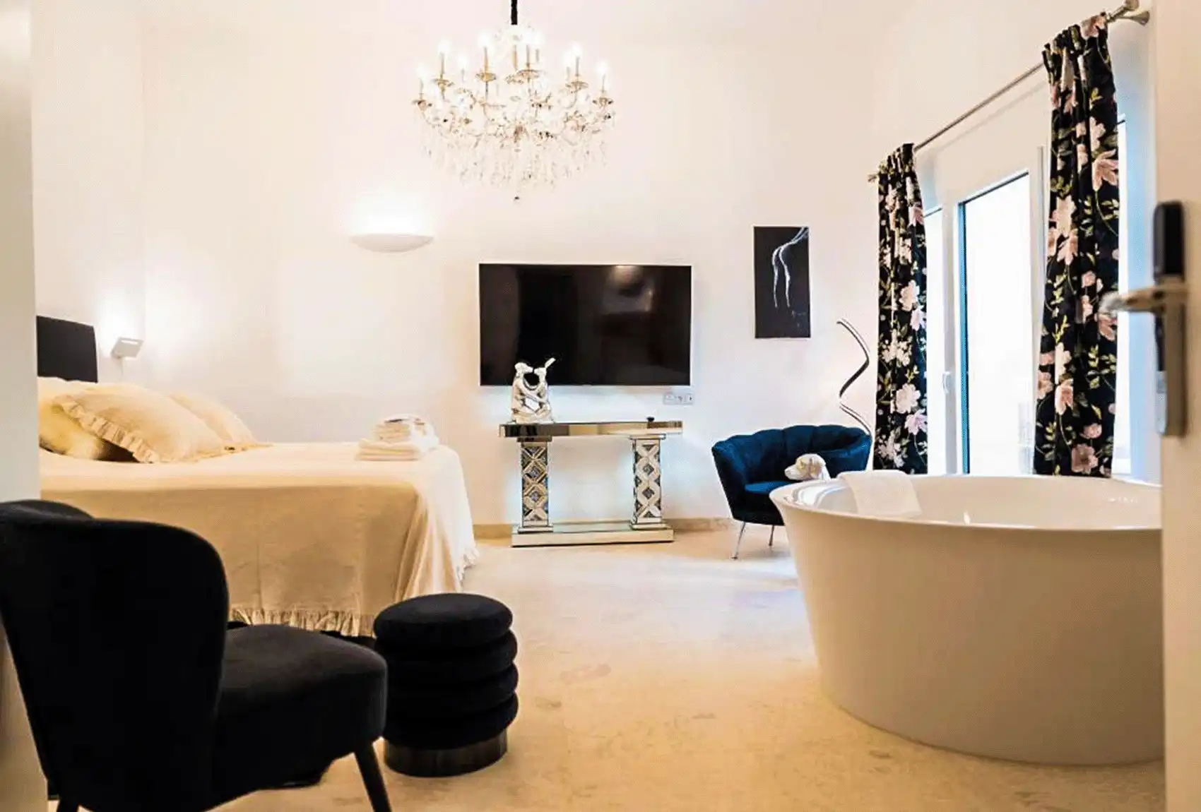 Gozo's White Knight Premium Boutique Hotel has luxury rooms with bathtubs